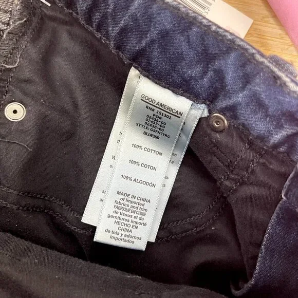 Good American Denim Skirt Sz 6/28 Mini Blue Frayed Hem Miniskirt 100% Cotton NEW - Picture 9 of 14